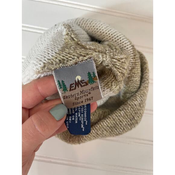 EMS Women’s Blue Full Zip Vest And Beanie Hat Outdoor Comfy Bundle Size S - Picture 8 of 10